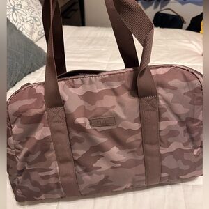 PINK - zippered Camo Bag in Mauve